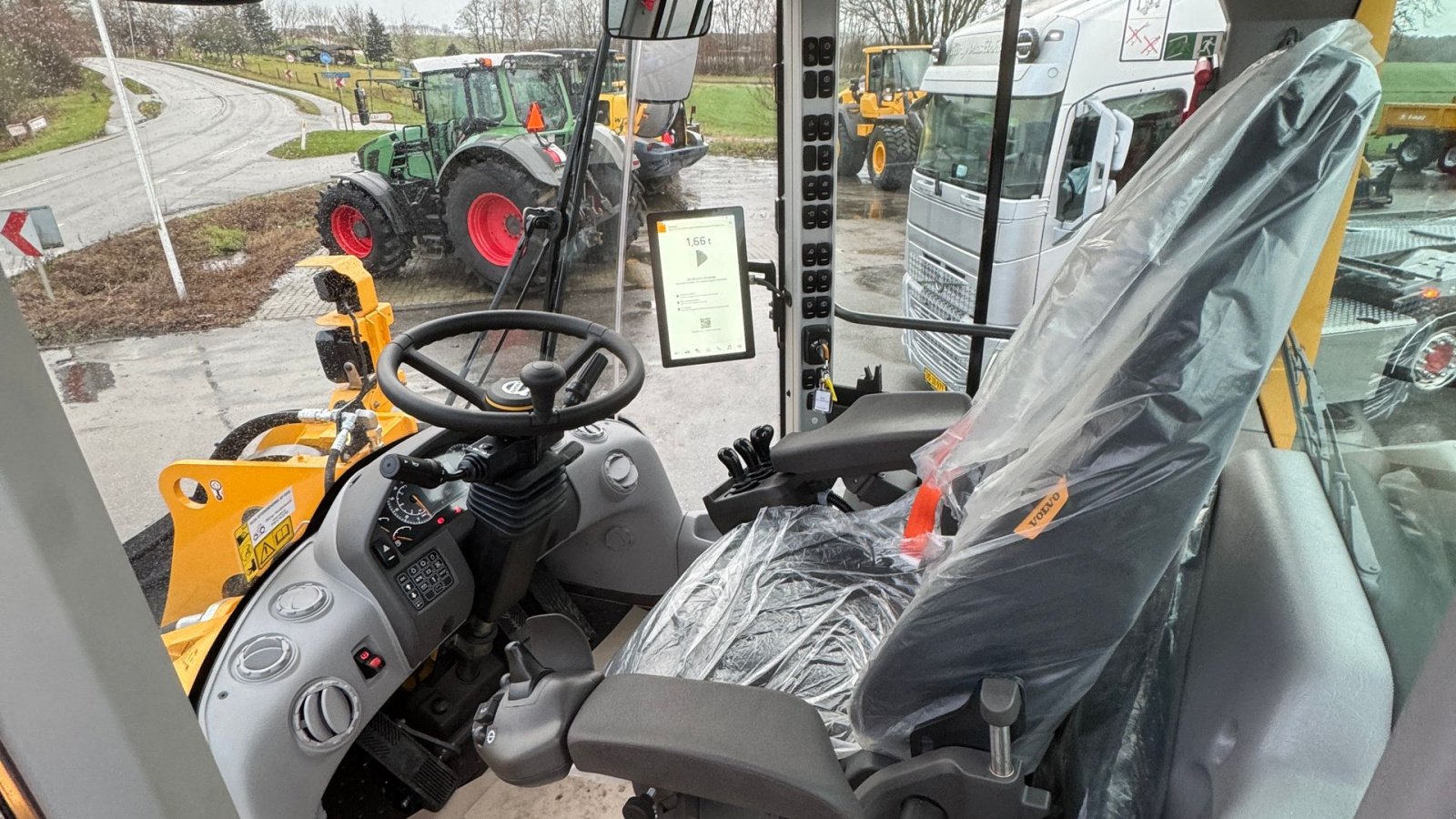 Radlader of the type Volvo L 110 H AGRICULTURE! FABRIKSNY TIL OMGÅENDE LEVERING!, Gebrauchtmaschine in Nørager (Picture 18)
