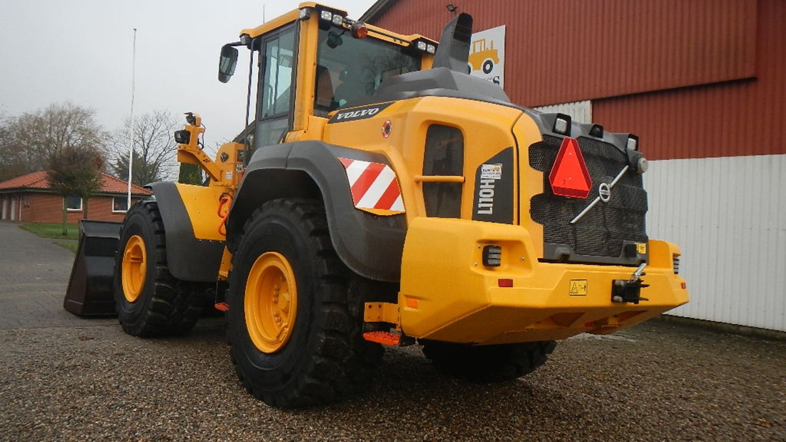 Radlader of the type Volvo L 110 H, Gebrauchtmaschine in Aabenraa (Picture 13)