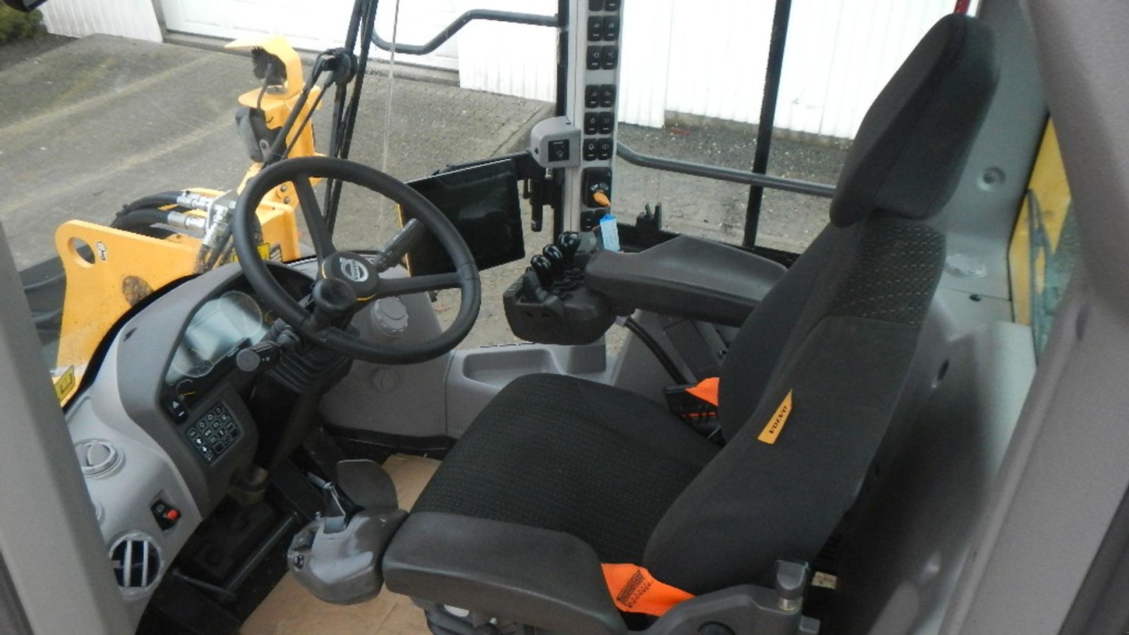 Radlader of the type Volvo L 110 H, Gebrauchtmaschine in Aabenraa (Picture 25)