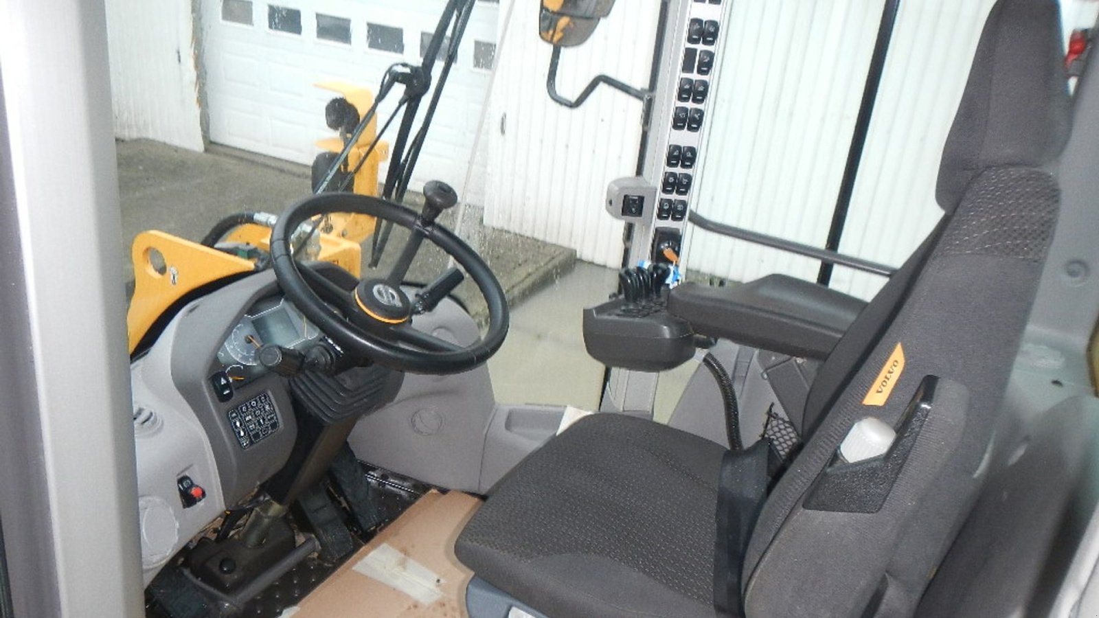 Radlader от тип Volvo L 110 H, Gebrauchtmaschine в Aabenraa (Снимка 17)