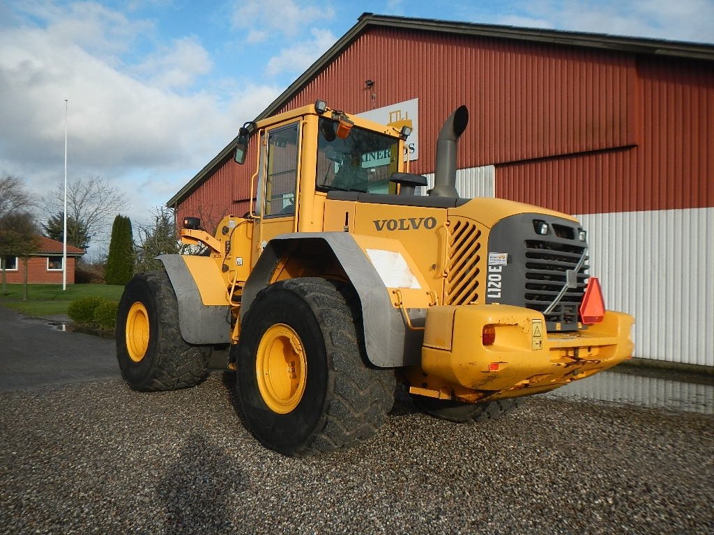 Radlader des Typs Volvo L 120 E, Gebrauchtmaschine in Aabenraa (Bild 11)