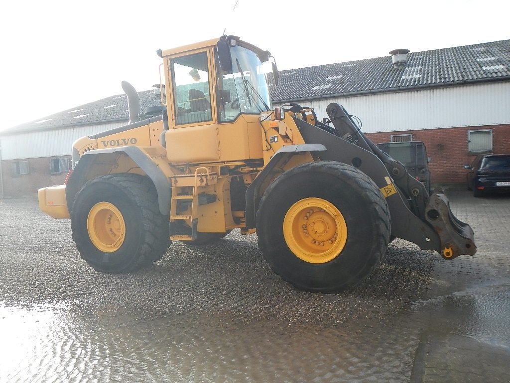 Radlader des Typs Volvo L 120 E, Gebrauchtmaschine in Aabenraa (Bild 2)