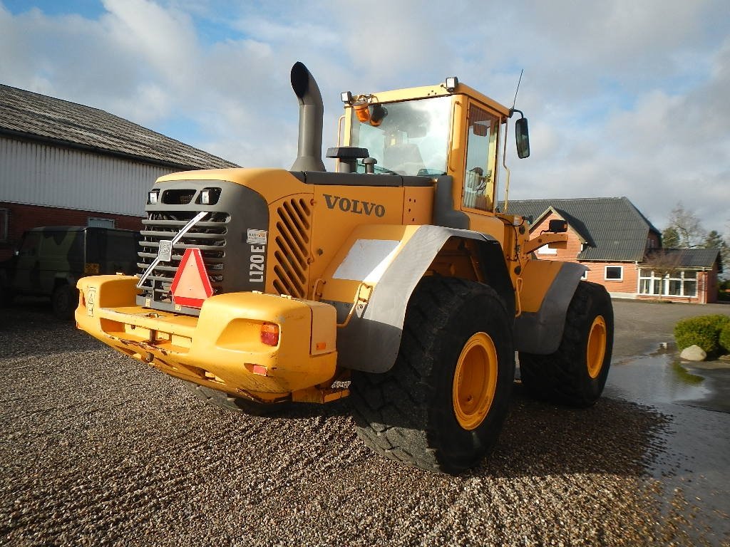 Radlader des Typs Volvo L 120 E, Gebrauchtmaschine in Aabenraa (Bild 8)