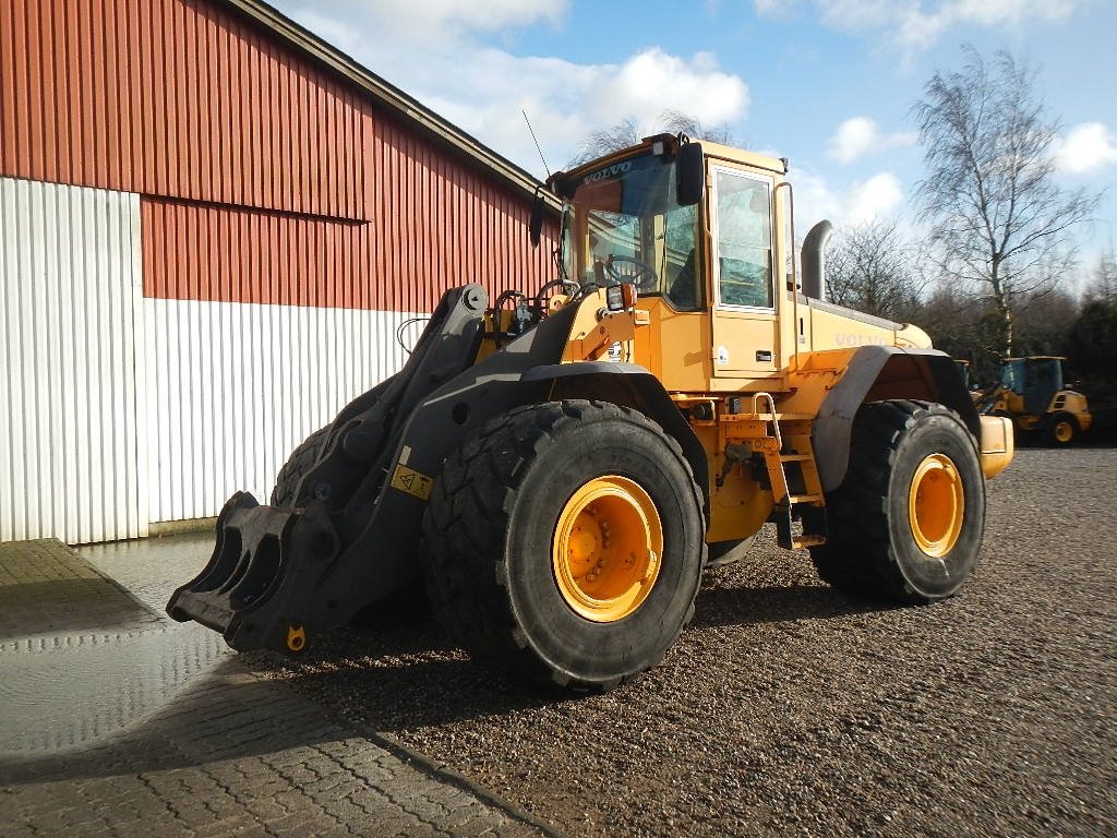 Radlader des Typs Volvo L 120 E, Gebrauchtmaschine in Aabenraa (Bild 15)