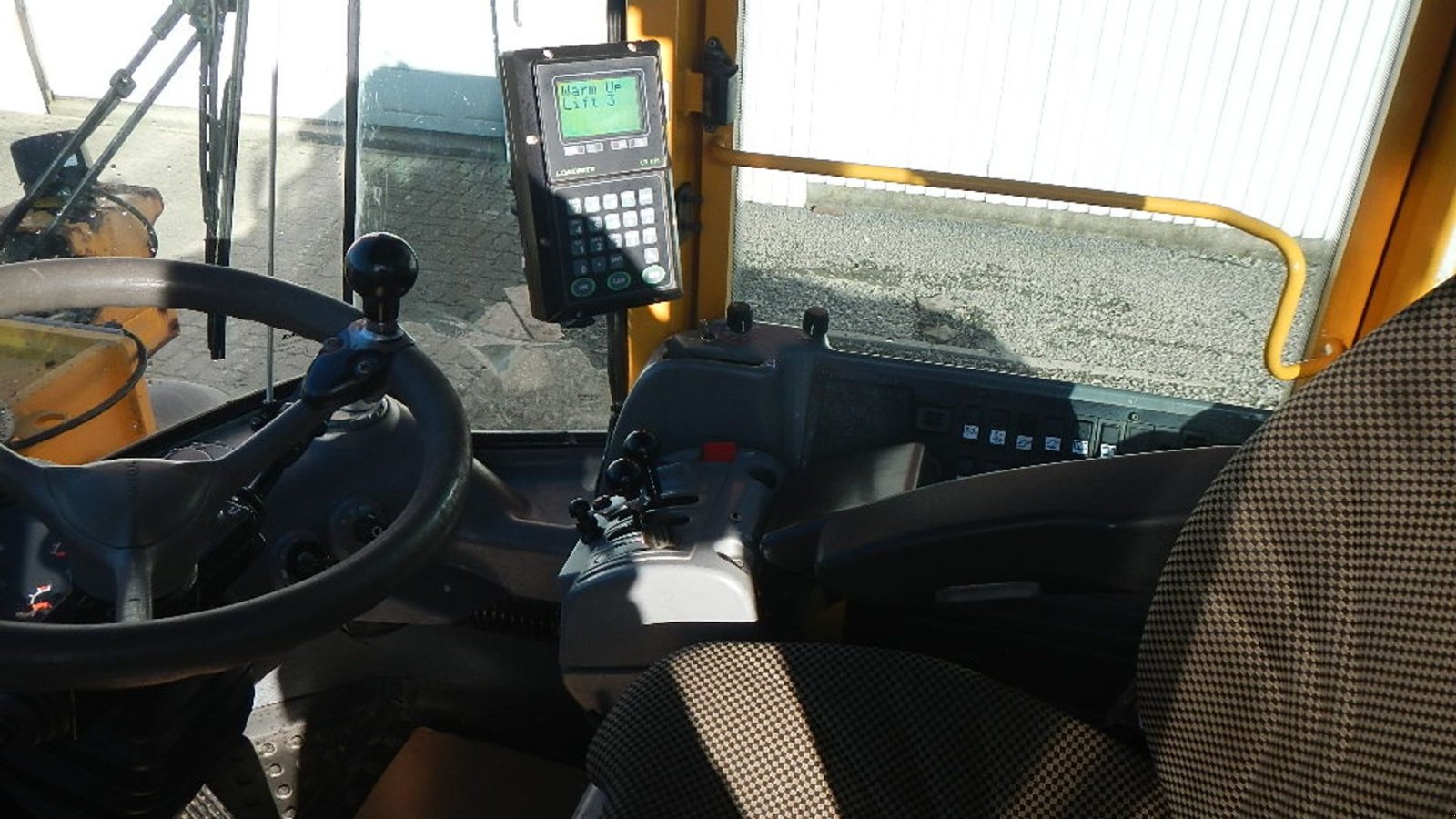 Radlader от тип Volvo L 120 E, Gebrauchtmaschine в Aabenraa (Снимка 25)