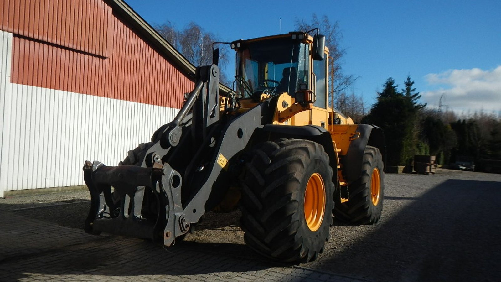 Radlader от тип Volvo L 120 E, Gebrauchtmaschine в Aabenraa (Снимка 12)
