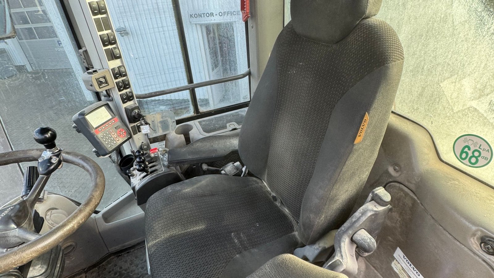 Radlader typu Volvo L 120 F MED CDC STYRING OG GODE DÆK!, Gebrauchtmaschine w Nørager (Zdjęcie 19)