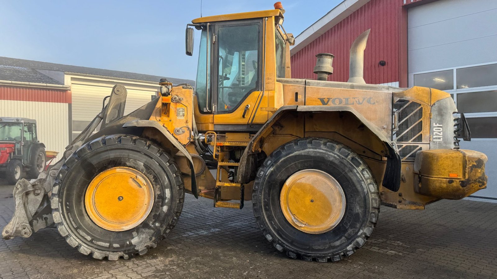 Radlader typu Volvo L 120 F MED CDC STYRING OG GODE DÆK!, Gebrauchtmaschine w Nørager (Zdjęcie 3)