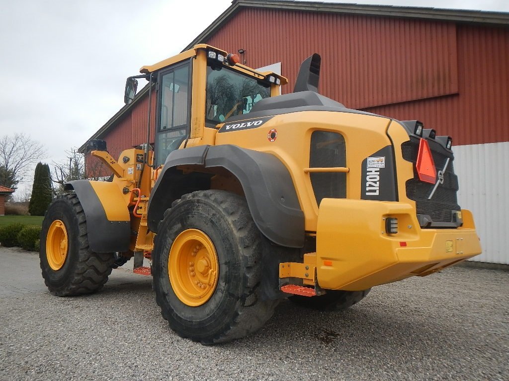 Radlader des Typs Volvo L 120 H, Gebrauchtmaschine in Aabenraa (Bild 5)
