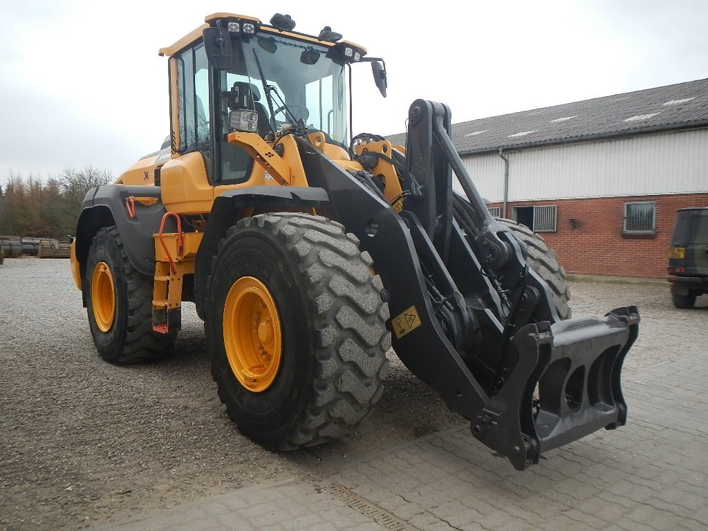 Radlader des Typs Volvo L 120 H, Gebrauchtmaschine in Aabenraa (Bild 12)