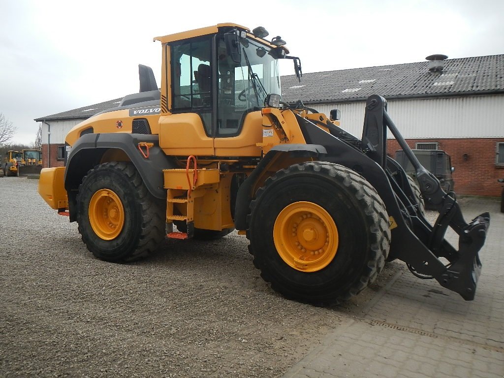 Radlader des Typs Volvo L 120 H, Gebrauchtmaschine in Aabenraa (Bild 11)