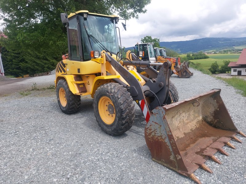Radlader des Typs Volvo L 30 B, Gebrauchtmaschine in Haselbach (Bild 1)