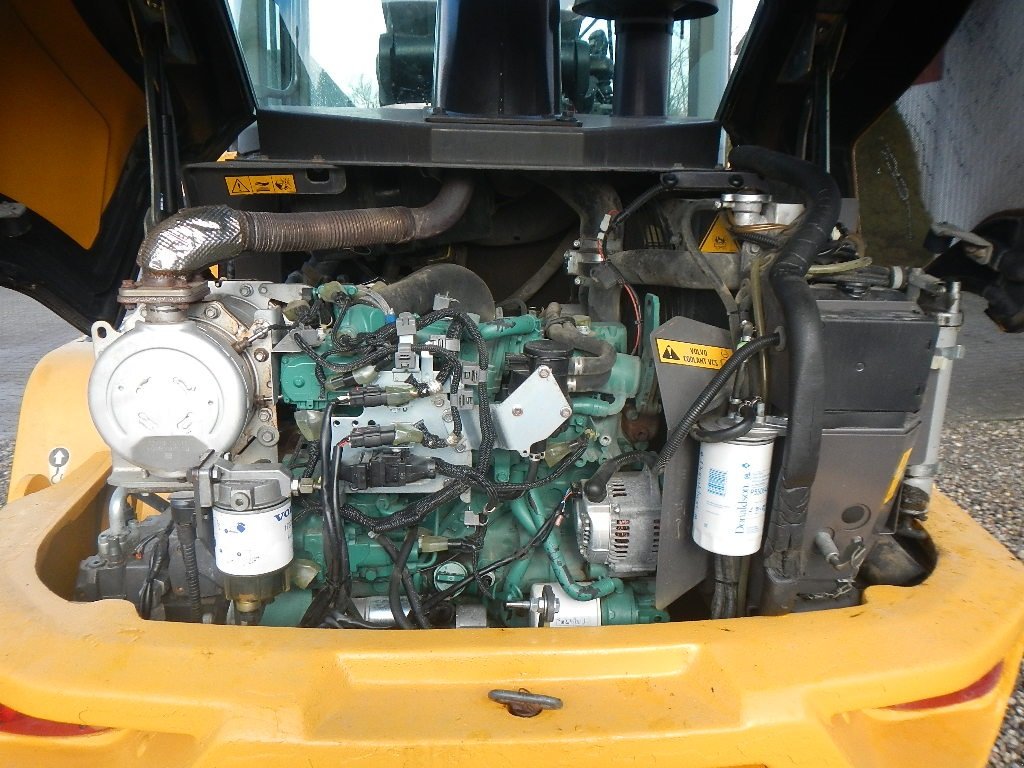 Radlader des Typs Volvo L 30 GS, Gebrauchtmaschine in Aabenraa (Bild 16)