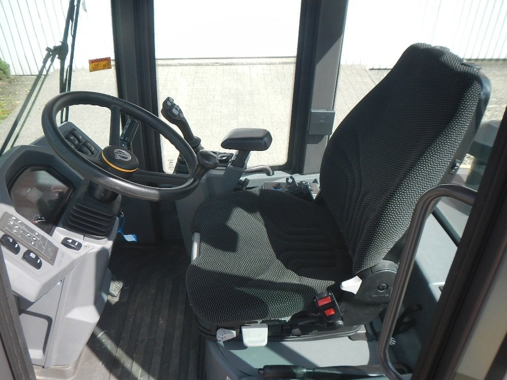 Radlader des Typs Volvo L 30 GS, Gebrauchtmaschine in Aabenraa (Bild 16)