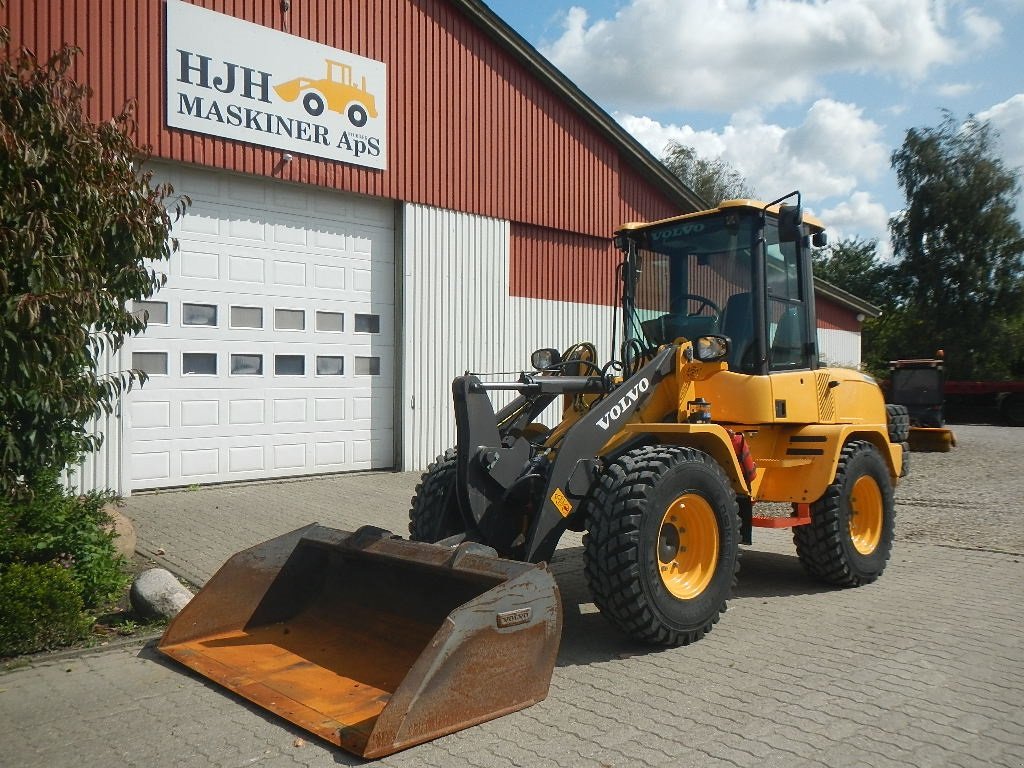 Radlader des Typs Volvo L 30 GS, Gebrauchtmaschine in Aabenraa (Bild 2)