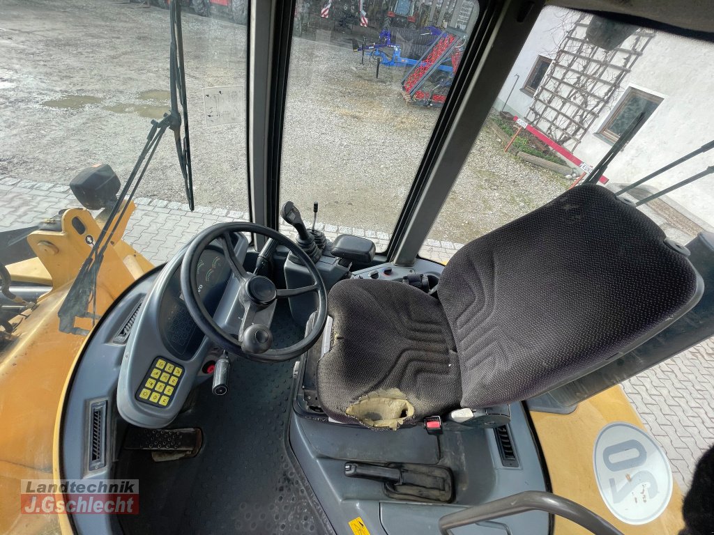 Radlader of the type Volvo L 30B pro, Gebrauchtmaschine in Mühldorf (Picture 28)