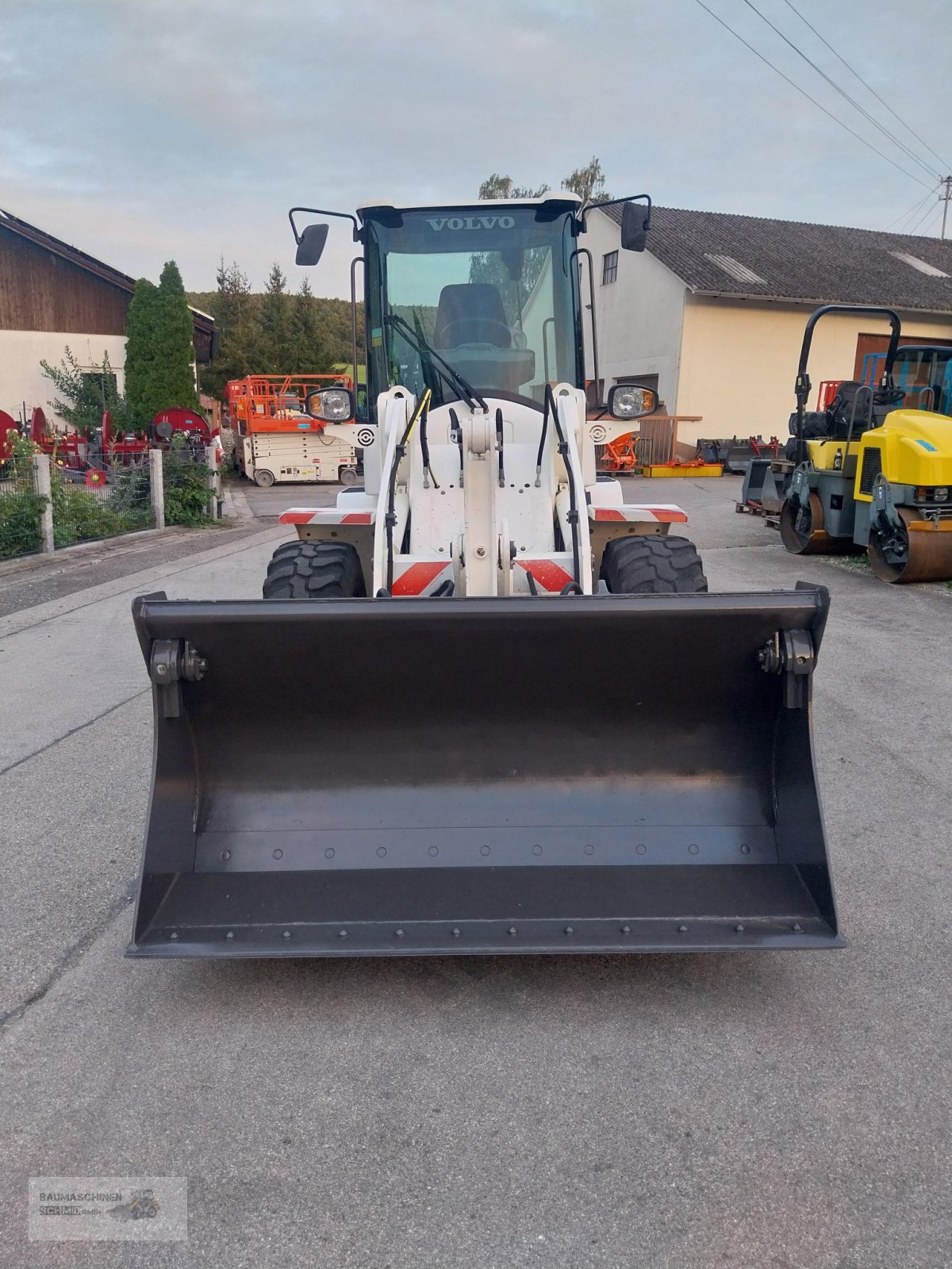 Radlader of the type Volvo L 30G, Gebrauchtmaschine in Stetten (Picture 2)