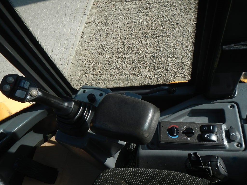 Radlader des Typs Volvo L 35 GS, Gebrauchtmaschine in Aabenraa (Bild 20)