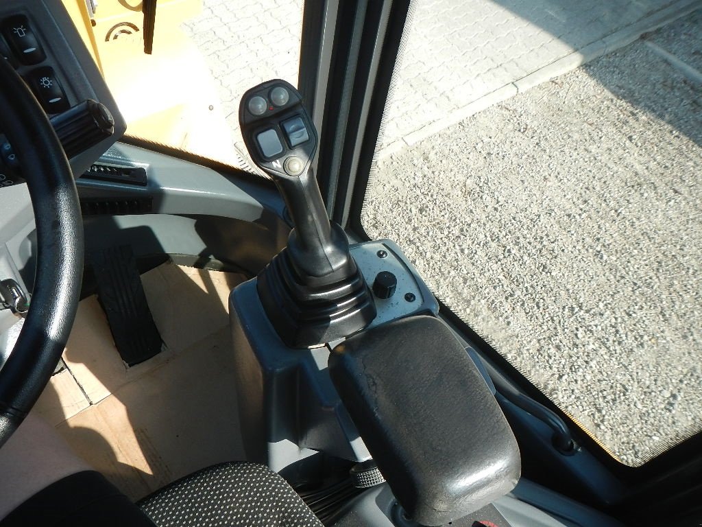 Radlader des Typs Volvo L 35 GS, Gebrauchtmaschine in Aabenraa (Bild 19)