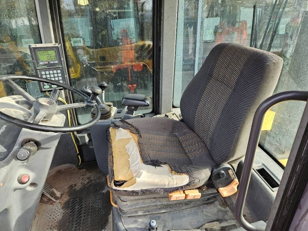 Radlader типа Volvo L 35, Gebrauchtmaschine в Fårevejle (Фотография 7)