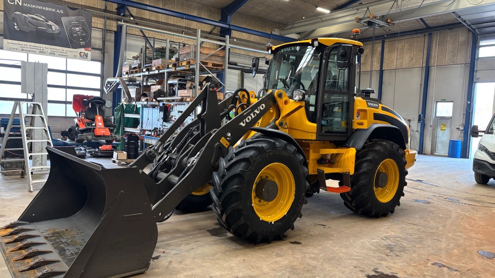 Radlader tip Volvo L 45 H På vej, Gebrauchtmaschine in Gram (Poză 2)