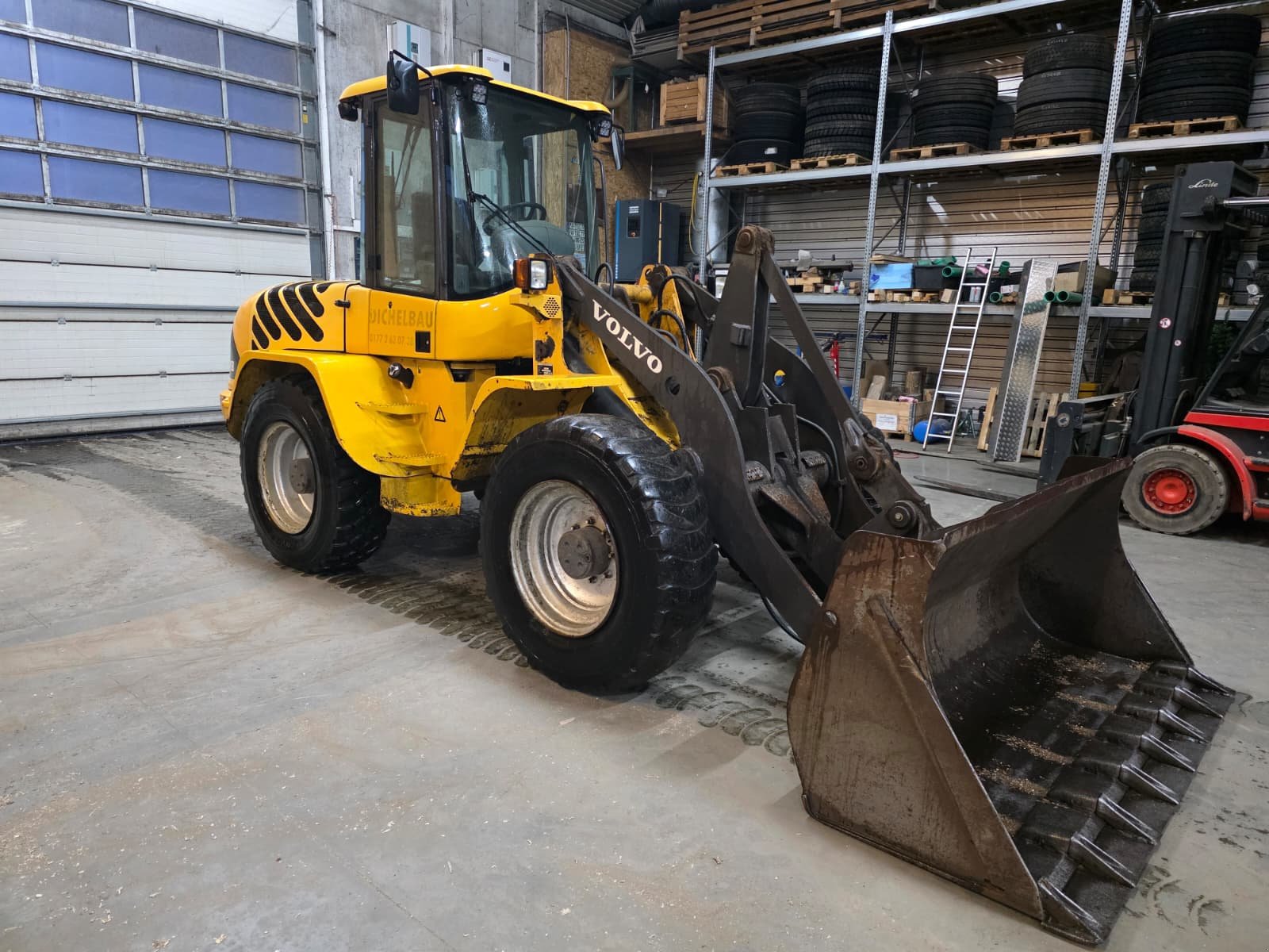 Radlader des Typs Volvo L 45B, Gebrauchtmaschine in Hohenwart (Bild 3)