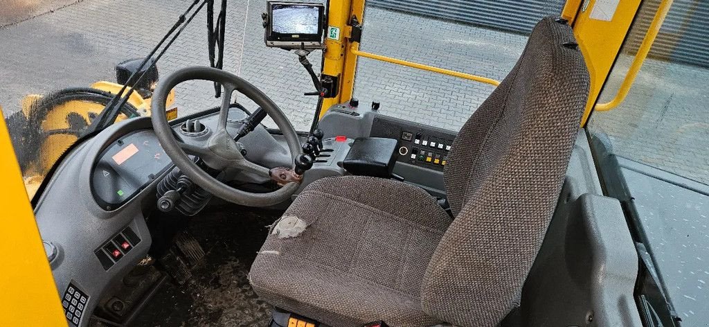 Radlader des Typs Volvo L 60 E, Gebrauchtmaschine in Scharsterbrug (Bild 10)