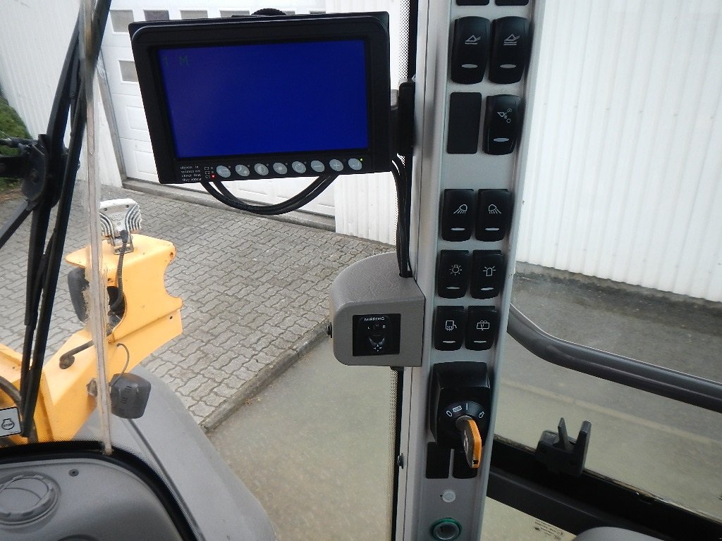 Radlader tip Volvo L 70 G, Gebrauchtmaschine in Aabenraa (Poză 18)