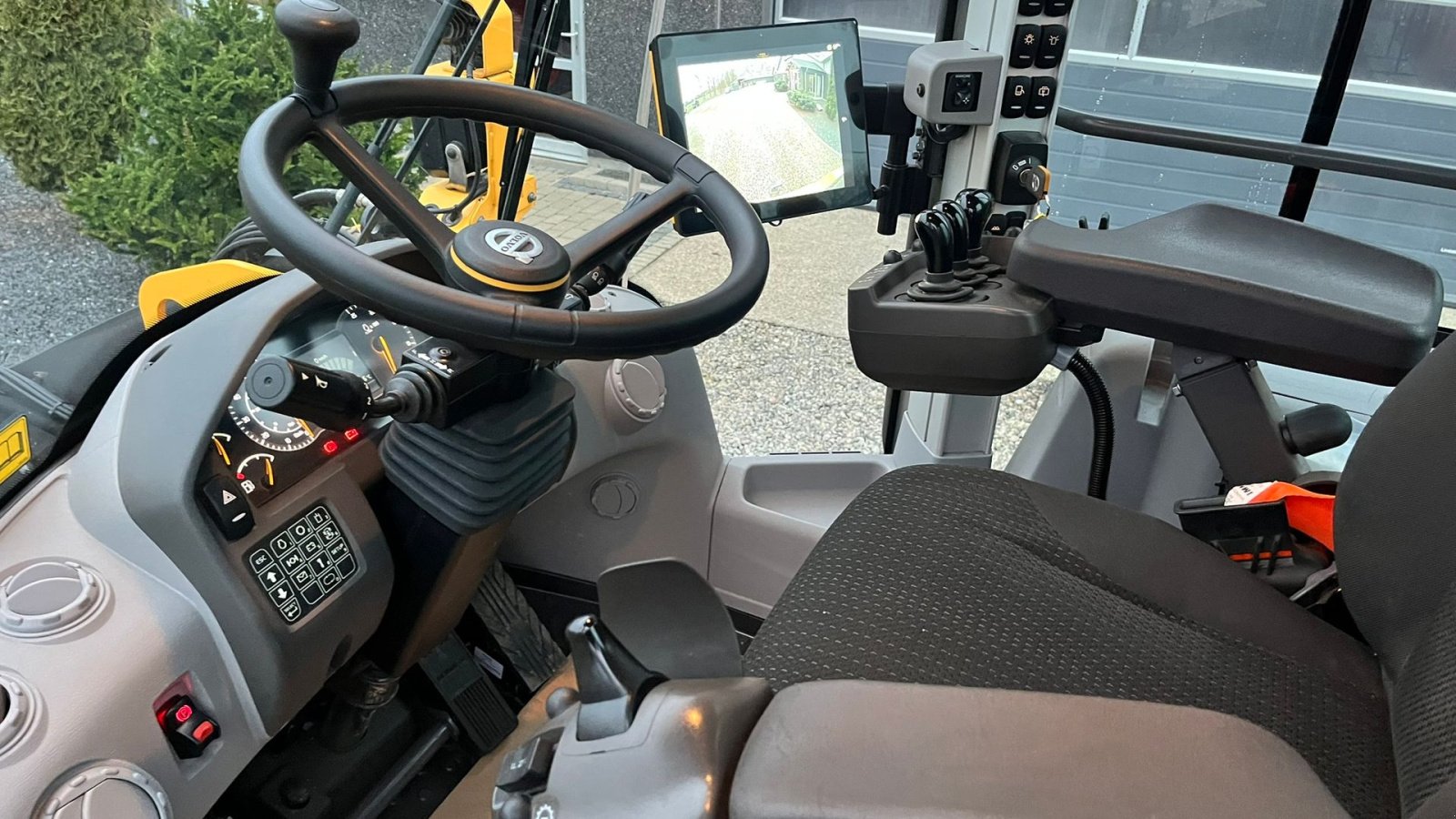 Radlader typu Volvo L 70 H H2 BEMÆRK MED GARANTI FRA VOLVO FREM TIL DEN 18.6.2026. AGRICULTURE DK-maskine med lang arm, Co-Pilot & med 750mm Michelin MEGA X BIB hjul., Gebrauchtmaschine v Lintrup (Obrázek 8)