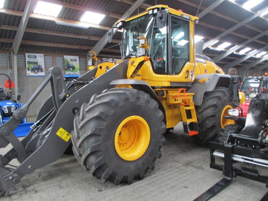 Radlader des Typs Volvo L 70 H H2 BEMÆRK MED GARANTI FRA VOLVO FREM TIL DEN 26.11.2026. AGRICULTURE DK-maskine med lang arm, Co-Pilot & med 750mm Michelin MEGA X BIB hjul., Gebrauchtmaschine in Lintrup (Bild 7)
