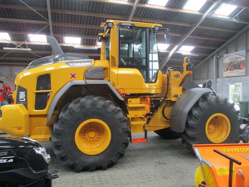 Radlader des Typs Volvo L 70 H H2 BEMÆRK MED GARANTI FRA VOLVO FREM TIL DEN 26.11.2026. AGRICULTURE DK-maskine med lang arm, Co-Pilot & med 750mm Michelin MEGA X BIB hjul., Gebrauchtmaschine in Lintrup (Bild 11)