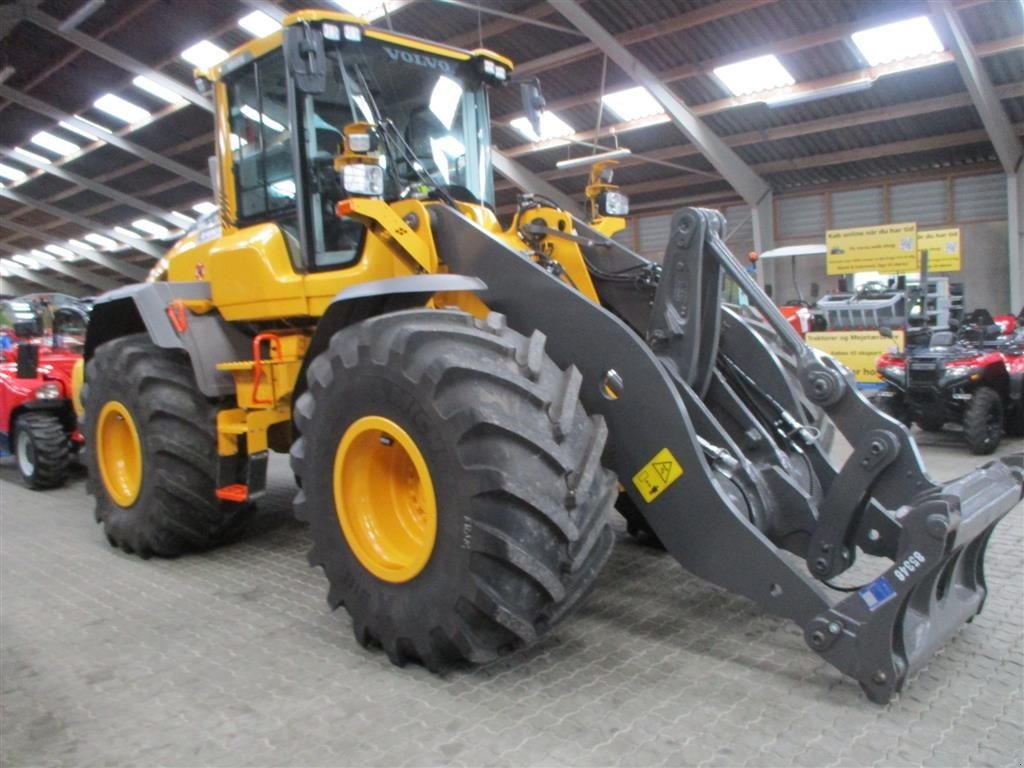 Radlader typu Volvo L 70 H H2 BEMÆRK MED GARANTI FRA VOLVO FREM TIL DEN 26.11.2026. AGRICULTURE DK-maskine med lang arm, Co-Pilot & med 750mm Michelin MEGA X BIB hjul., Gebrauchtmaschine v Lintrup (Obrázek 12)