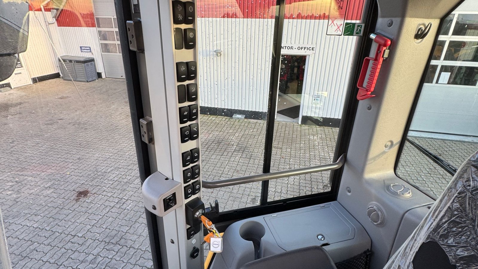 Radlader of the type Volvo L 70 H KUN 200 TIMER OG LOCK-UP!, Gebrauchtmaschine in Nørager (Picture 19)