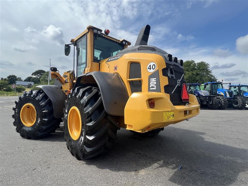 Radlader des Typs Volvo L 70 H KUN 2100 TIMER OG NÆSTEN NYE TRAKTORHJUL!, Gebrauchtmaschine in Nørager (Bild 4)