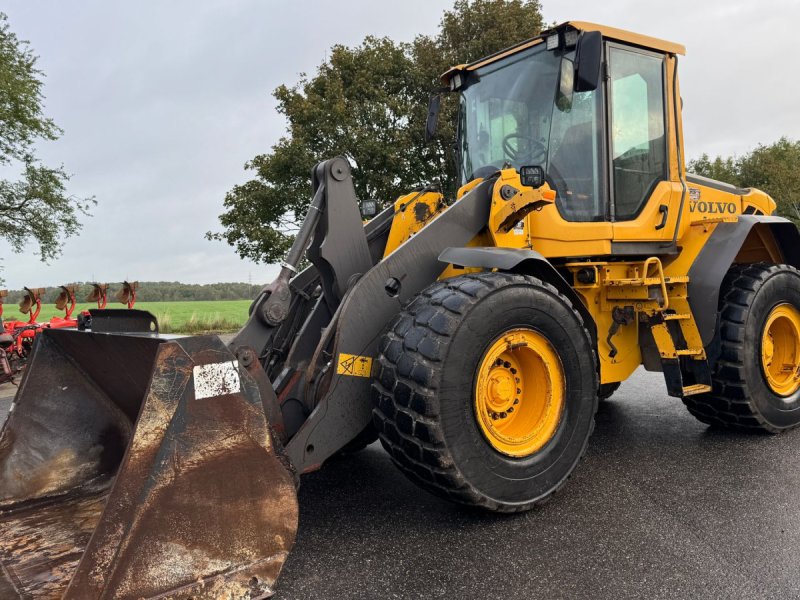 Radlader des Typs Volvo L 90 F MED SKOVL!, Gebrauchtmaschine in Nørager (Bild 1)