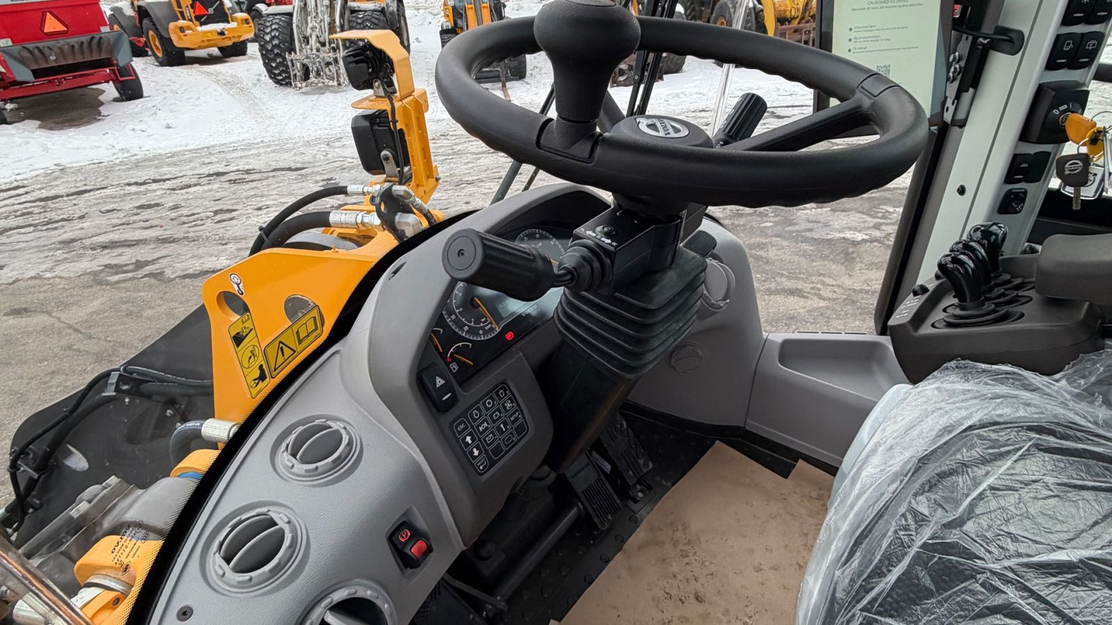 Radlader типа Volvo L 90 H AGRICULTURE! KUN 4 TIMER, LANG BOM OG LOCK-UP! TIL OMGÅENDE LEVERING, Gebrauchtmaschine в Nørager (Фотография 25)