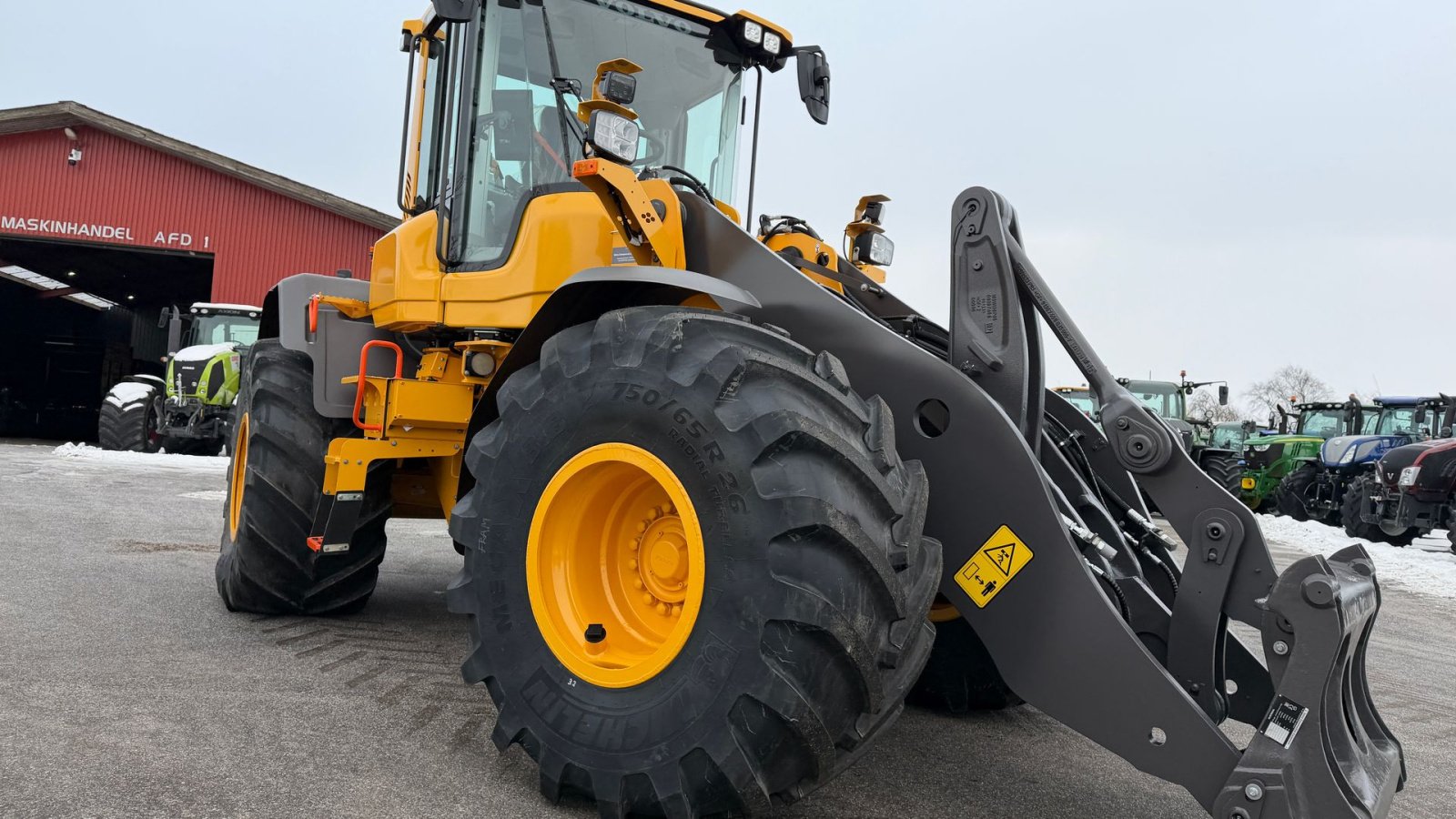 Radlader типа Volvo L 90 H AGRICULTURE! KUN 4 TIMER, LANG BOM OG LOCK-UP! TIL OMGÅENDE LEVERING, Gebrauchtmaschine в Nørager (Фотография 8)