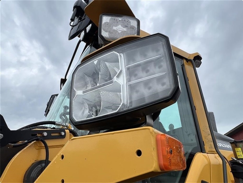 Radlader des Typs Volvo L 90 H KUN 2500 TIMER! LANG BOM OG LOCK UP! DK FRA NY!  TILBUD!, Gebrauchtmaschine in Nørager (Bild 21)