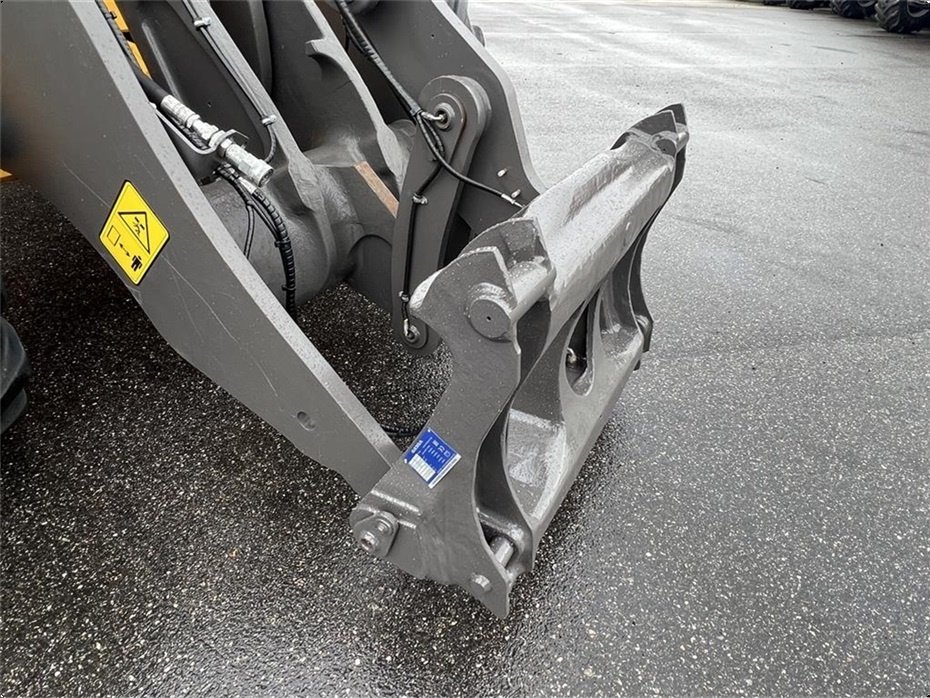 Radlader des Typs Volvo L 90 H KUN 2500 TIMER! LANG BOM OG LOCK UP! DK FRA NY!  TILBUD!, Gebrauchtmaschine in Nørager (Bild 19)