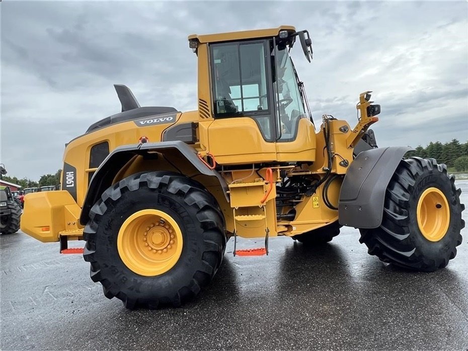 Radlader des Typs Volvo L 90 H KUN 2500 TIMER! LANG BOM OG LOCK UP! DK FRA NY!  TILBUD!, Gebrauchtmaschine in Nørager (Bild 13)