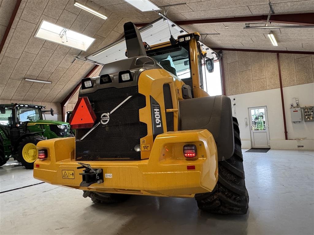 Radlader του τύπου Volvo L 90 H KUN 400 TIMER!, Gebrauchtmaschine σε Nørager (Φωτογραφία 11)