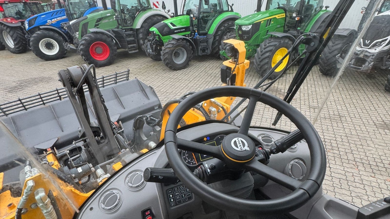 Radlader typu Volvo L 90 H KUN 5000 TIMER! MED LOCK UP OG NÆSTEN NYE DÆK!, Gebrauchtmaschine v Nørager (Obrázek 23)