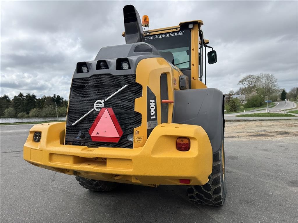 Radlader of the type Volvo L 90 H KUN 5600 TIMER!, Gebrauchtmaschine in Nørager (Picture 10)