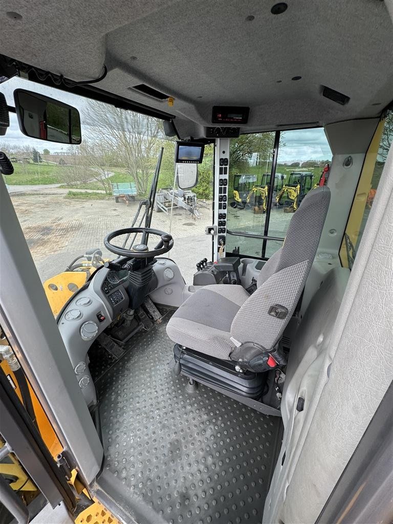 Radlader of the type Volvo L 90 H KUN 5600 TIMER!, Gebrauchtmaschine in Nørager (Picture 5)