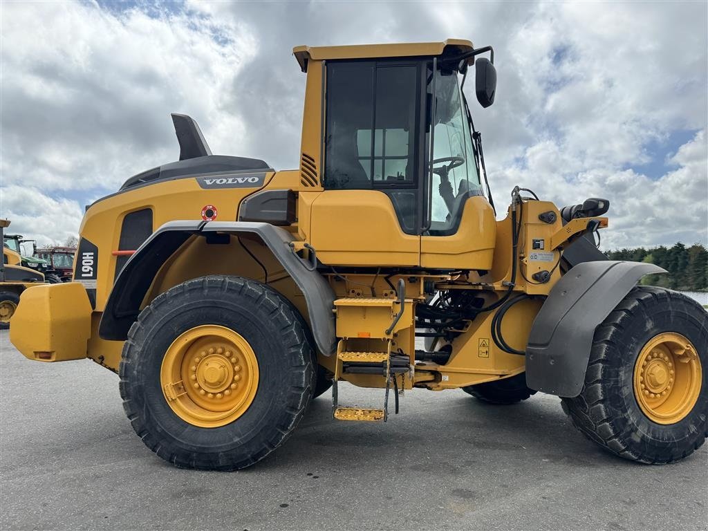 Radlader of the type Volvo L 90 H KUN 5600 TIMER!, Gebrauchtmaschine in Nørager (Picture 13)