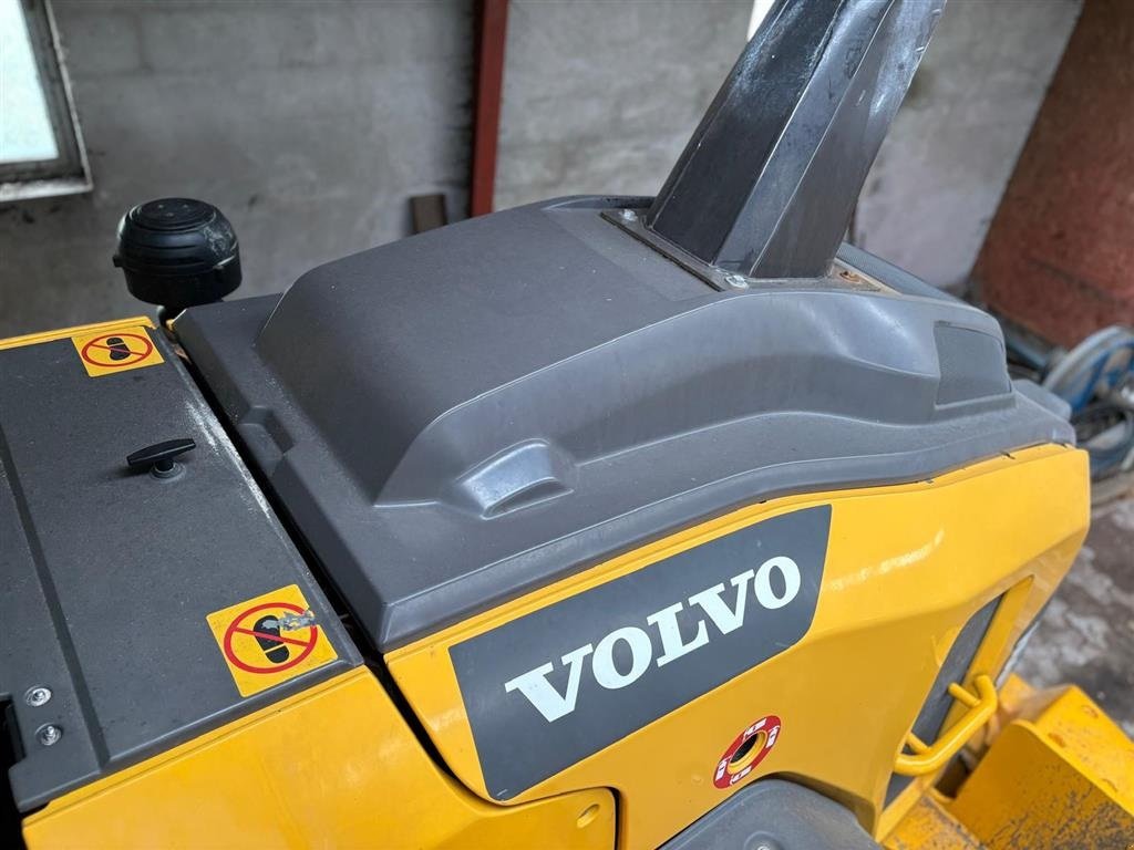 Radlader des Typs Volvo L 90 H Volvo L90H med centralsmørring., Gebrauchtmaschine in Kolding (Bild 12)