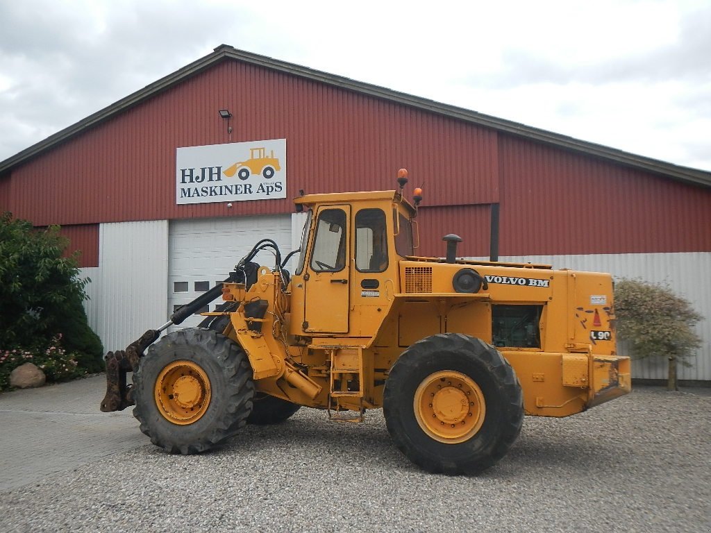 Radlader des Typs Volvo L 90, Gebrauchtmaschine in Aabenraa (Bild 3)