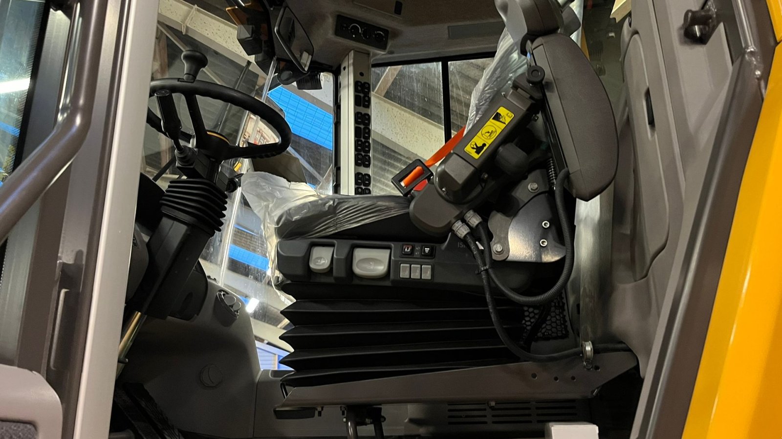 Radlader от тип Volvo L 90H  H2 fabriksny Dansk maskine med masser af udstyr, blan.Co-Pilot & med brede 650/65R25 hjul, Gebrauchtmaschine в Lintrup (Снимка 4)