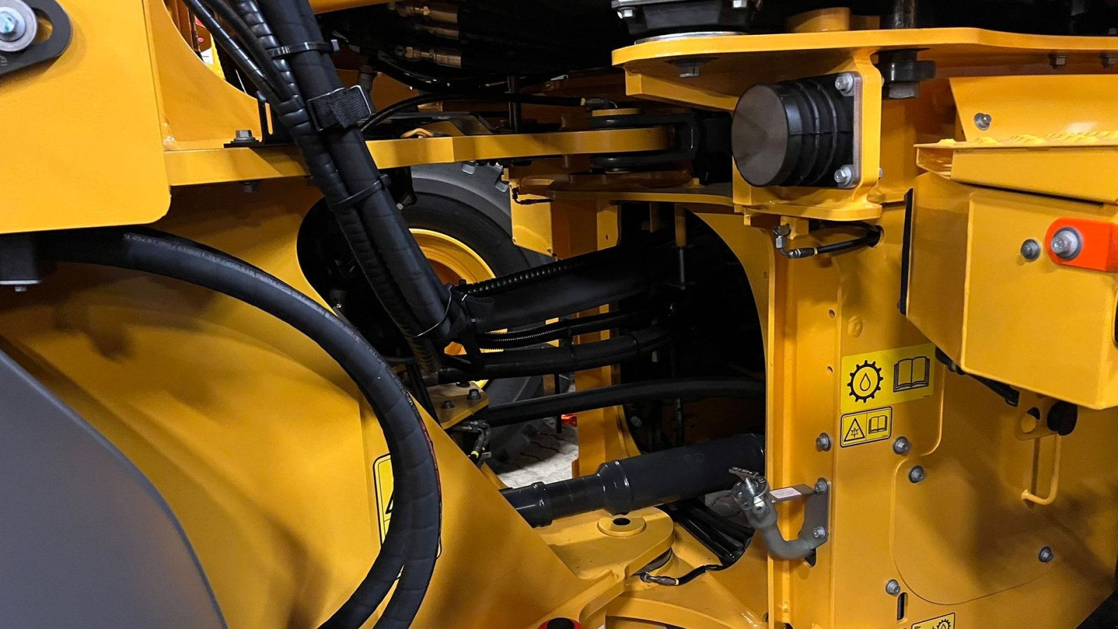 Radlader Türe ait Volvo L 90H  H2 fabriksny Dansk maskine med masser af udstyr, blan.Co-Pilot & med brede 650/65R25 hjul, Gebrauchtmaschine içinde Lintrup (resim 16)