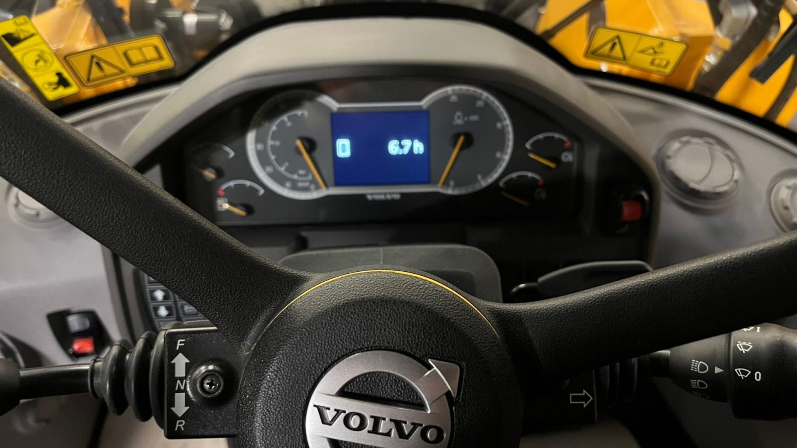 Radlader Türe ait Volvo L 90H  H2 fabriksny Dansk maskine med masser af udstyr, blan.Co-Pilot & med brede 650/65R25 hjul, Gebrauchtmaschine içinde Lintrup (resim 12)